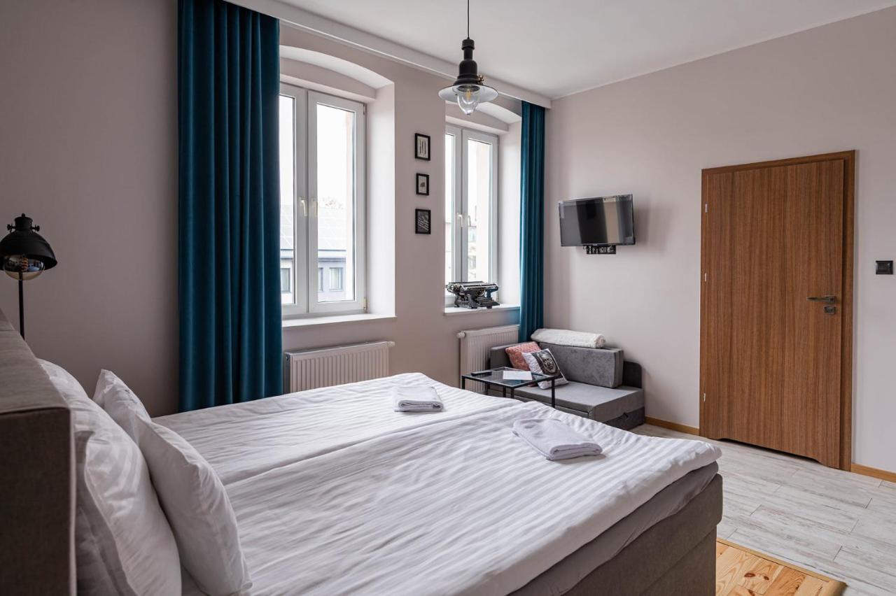 Apartamenty W Kamienicy Серадз Экстерьер фото
